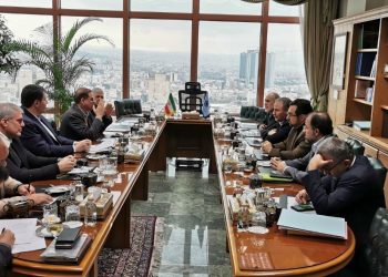 بررسی موضوعات ارزی در جلسه معاونان ارزی ‎بانک مرکزی دولت‌های نهم تا سیزدهم