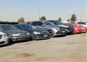 اشخاص حقیقی چگونه خودروی دست دوم وارد کنند؟