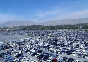 تصمیم جدید مالیاتی برای فروشندگان خودرو