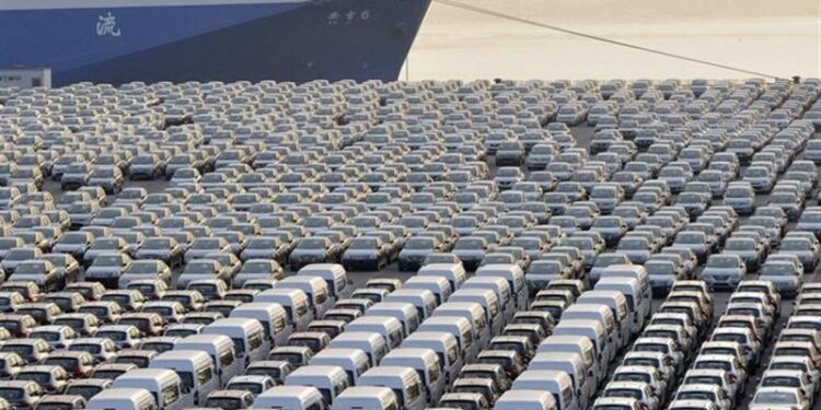 شورای رقابت:سطح کنونی واردات خودرو جوابگوی نیاز بازار نیست