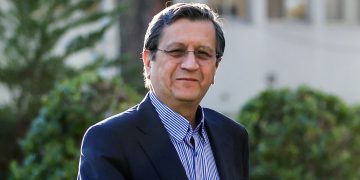 وزیر اقتصاد: مشکل تسهیلات مسکن را در شورای عالی مسکن بررسی می‌کنیم