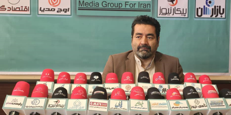 راهکارهای کاهش واقعی قیمت دلار در ایران؛ هماندیشی سیاستهای داخلی و بینالمللی