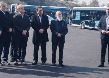 رونمایی از ناوگان برقی با حضور رئیس‌جمهور و شهردار