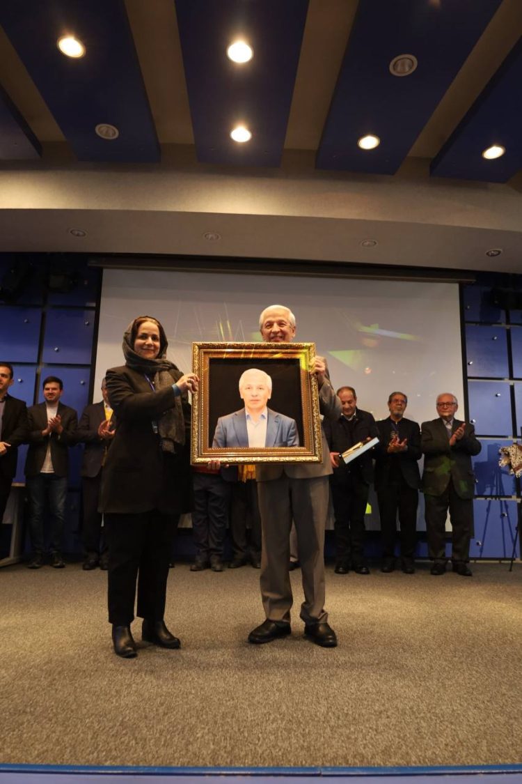 تجلیل از مهدی باقریان؛ مردی که روابط عمومی را با سکوتِ عاشقانه زنده نگه داشت