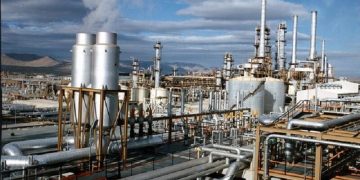 صادرات پتروشیمی به ۱۰ میلیارد دلار رسید