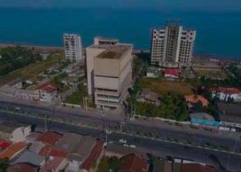 راهکارهای محتشم برای حل مشکلات بانکی